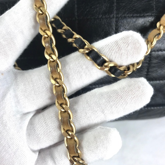 RARE Hot Find! Chanel 2 Face Sheepskin Flap Crossbody - Authentic - Picture 13 of 16